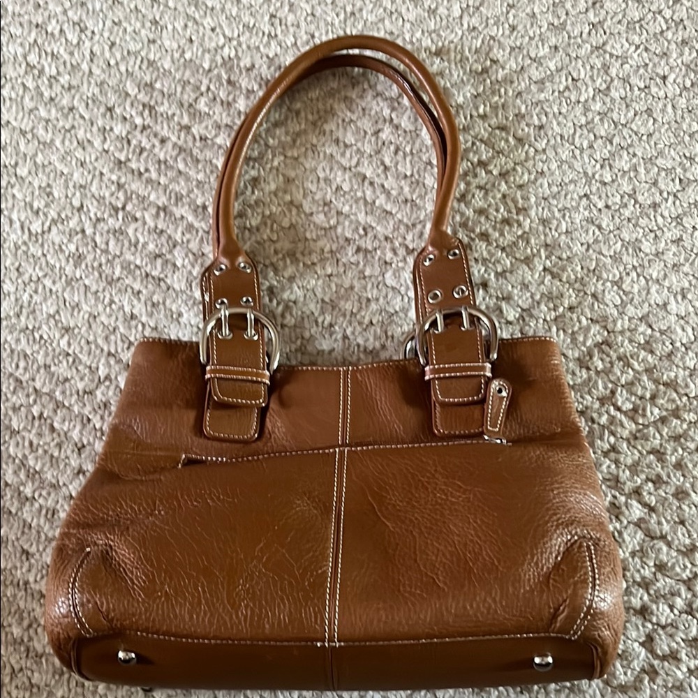 Tignanello tan pebble leather satchel. Good condition. See pic for measurements.
